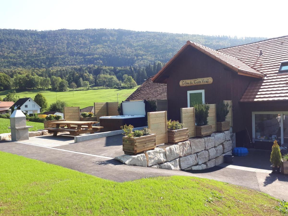 Gites Gorevirat Corcelles  Exterior foto